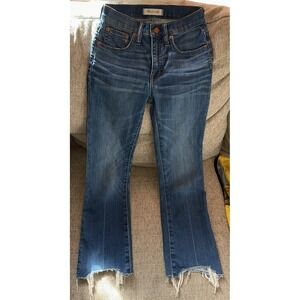 Madewell Cali Demi Boot Jeans Size 23 Classic Denim Preppy Crop Fray Hem EUC
